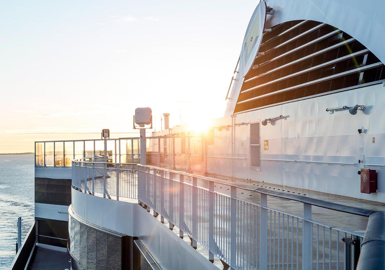 Viking Line Ferry Viking Grace - Mini-Cruise From Turku Hotell Exteriör bild